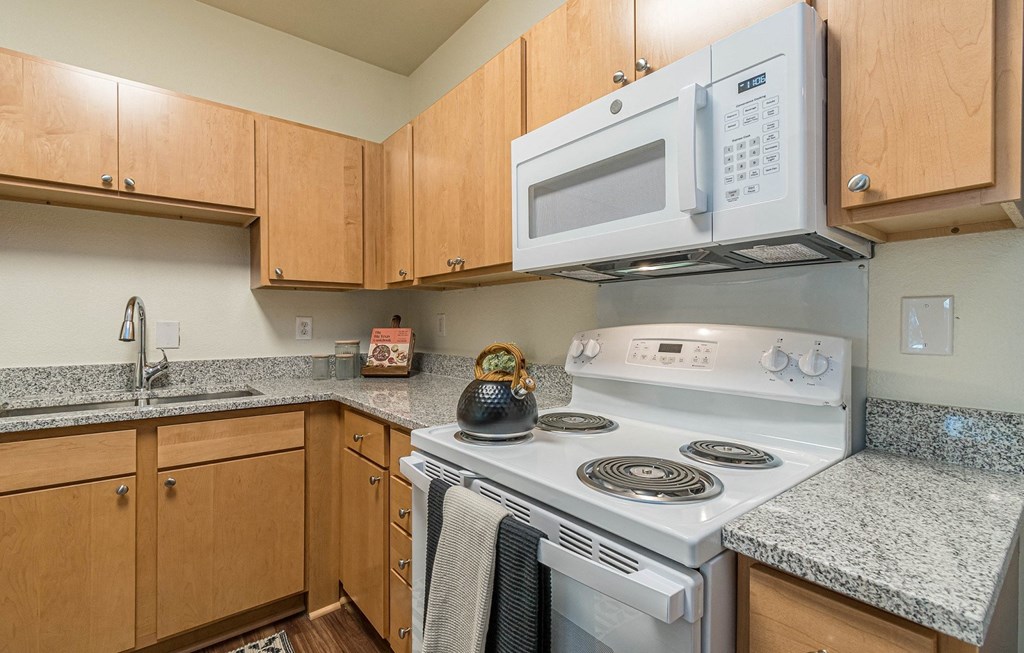 Fully Equipped Kitchen Fully Equipped Kitchen at Capitol Crossing, Austin